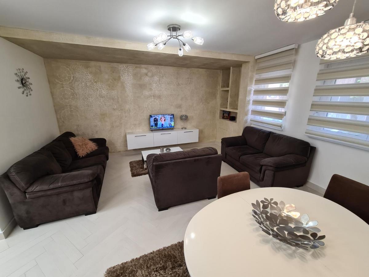 נובי סאד Adonis Apartment מראה חיצוני תמונה